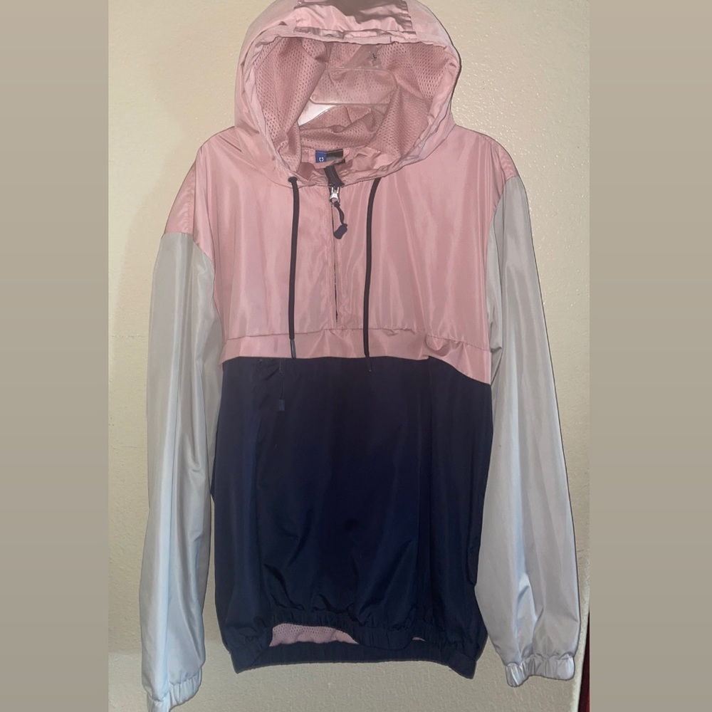 Men’s Windbreaker size XS
